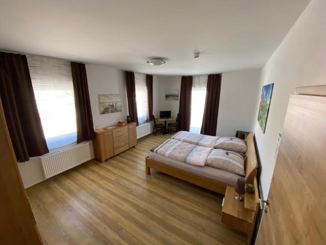 Hotel 4 Mori Furstenstein Bagian luar foto