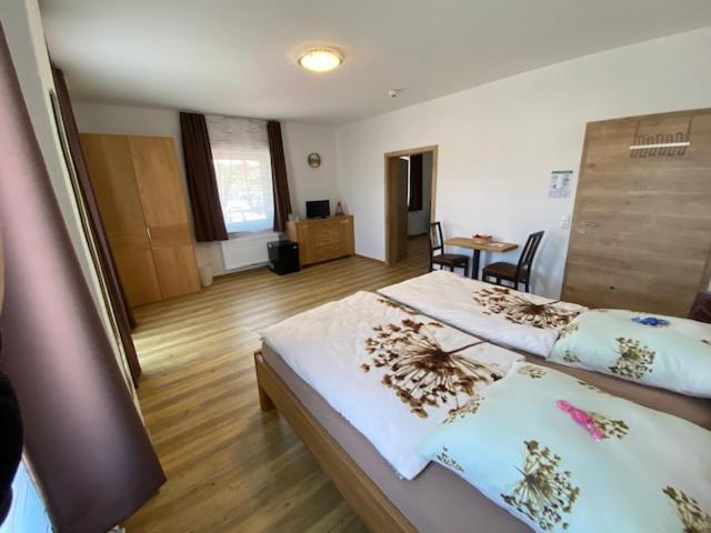 Hotel 4 Mori Furstenstein Bagian luar foto
